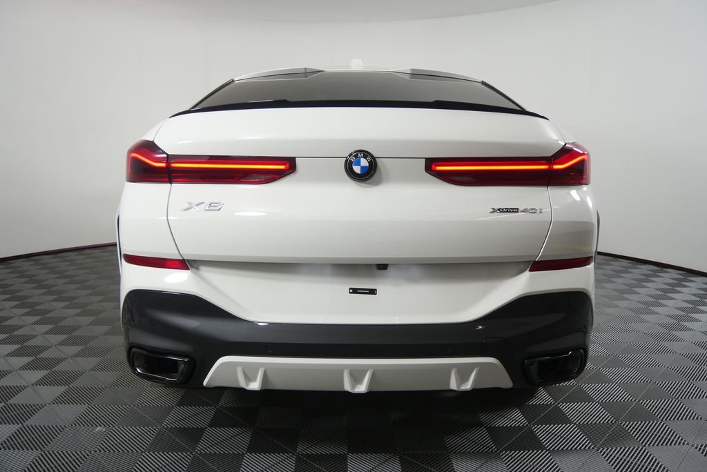 New 2027 Alpine White BMW xDrive40i image 4