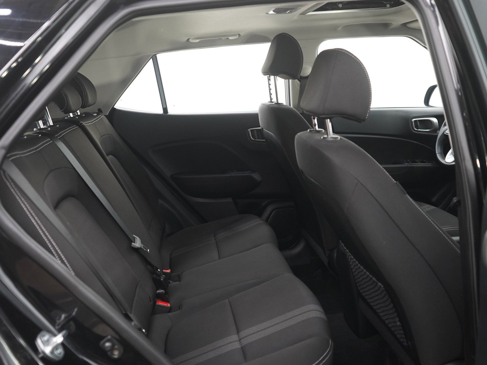 2023 Hyundai Venue SEL - Photo 12