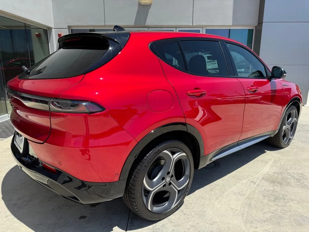 2026 Alfa Romeo Tonale Sport Speciale - Photo 3
