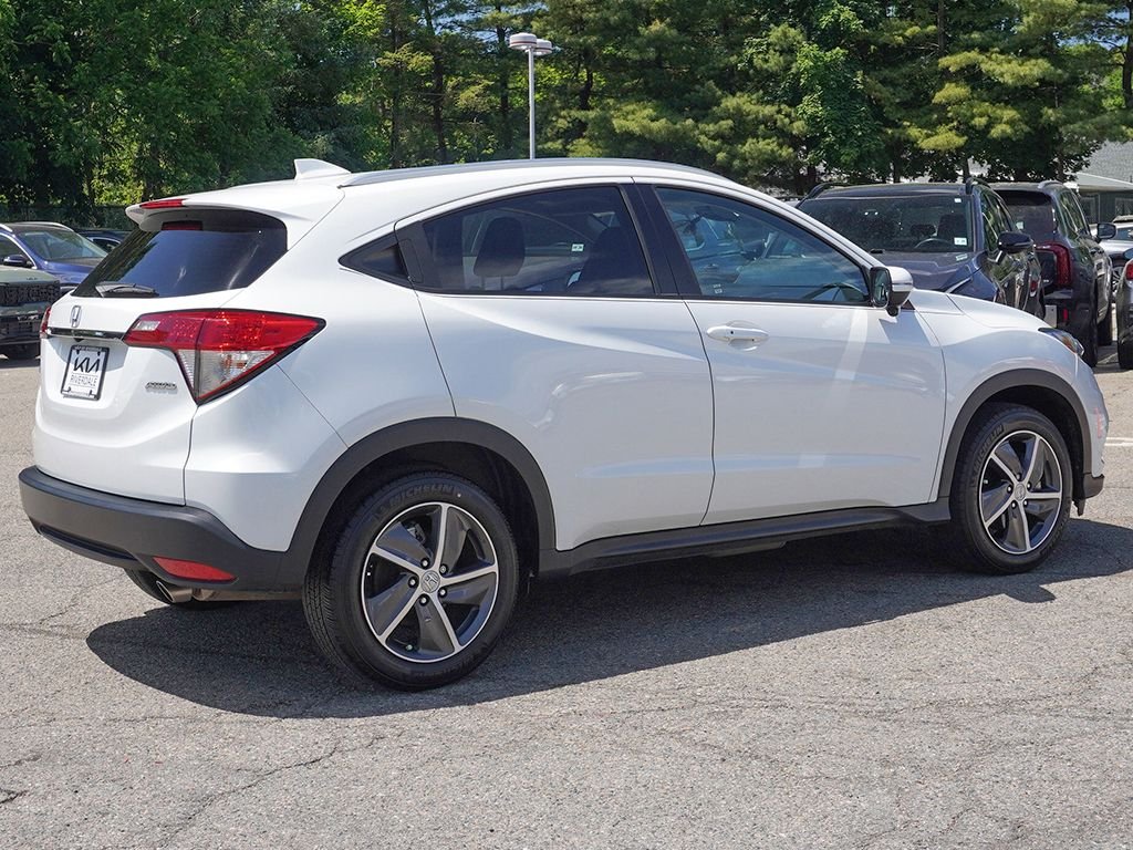Used 2021 White Honda EX image 10
