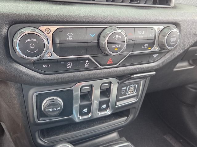Used 2025 White Jeep Sport image 18