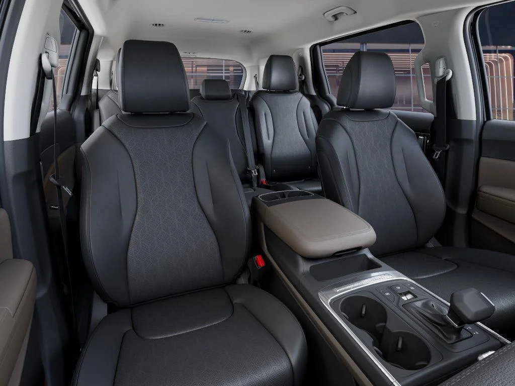 New 2026 Aurora Black Pearl Kia LXS image 15