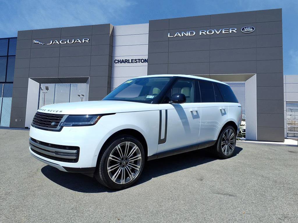 2025 Land Rover Range Rover 4.4 SE SWB's photo