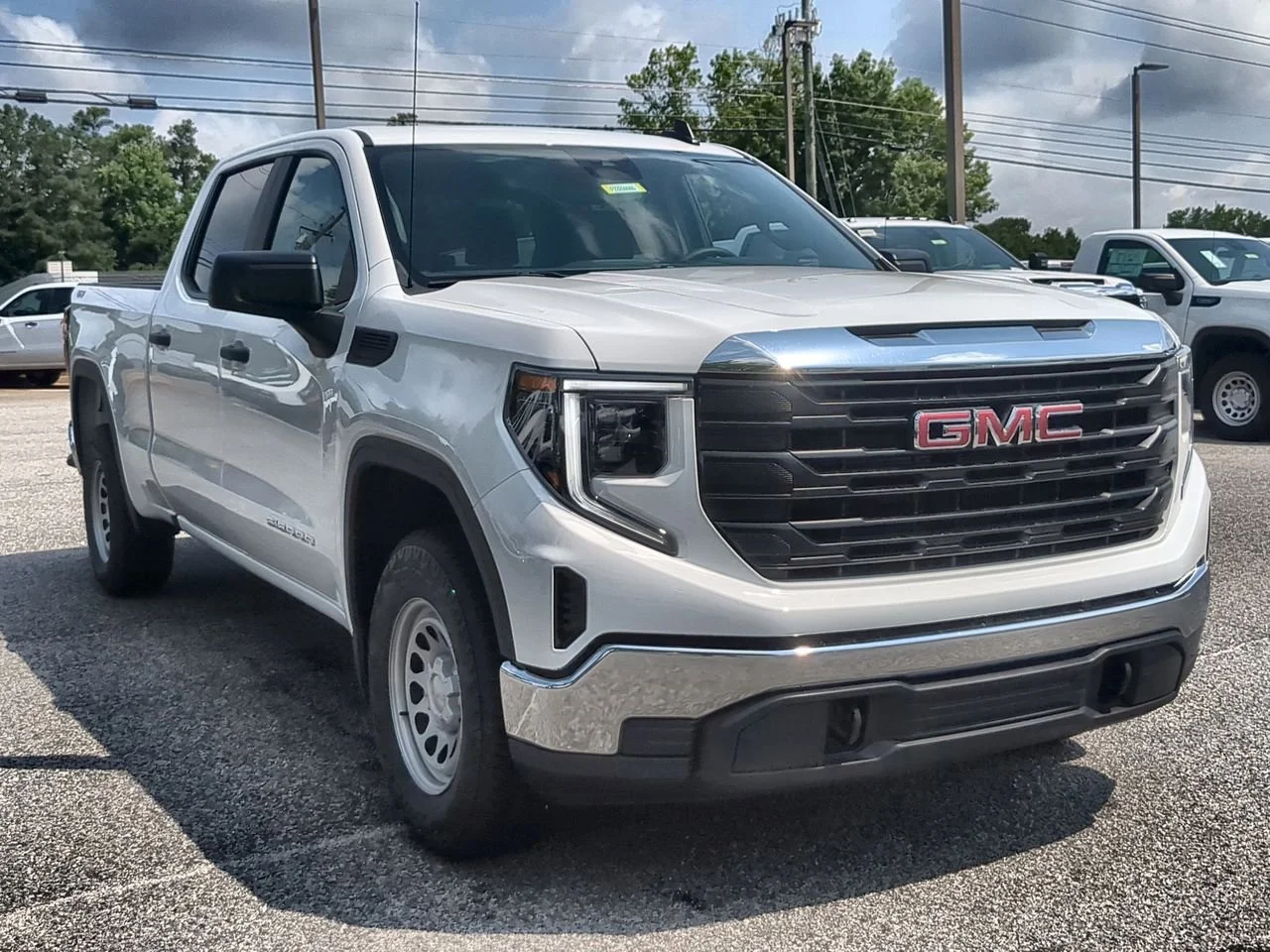 New 2026 Summit White GMC Pro image 2