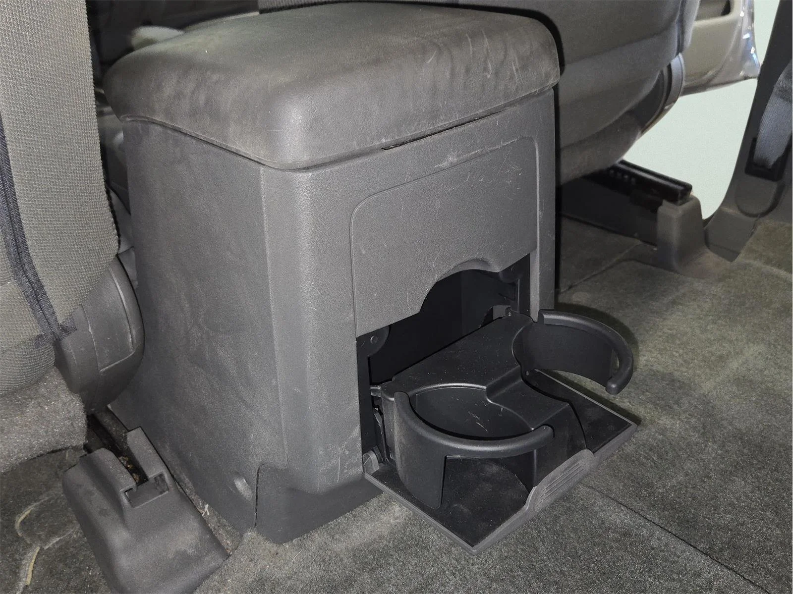 Used 2018 Gun Metallic Nissan SV V6 image 31