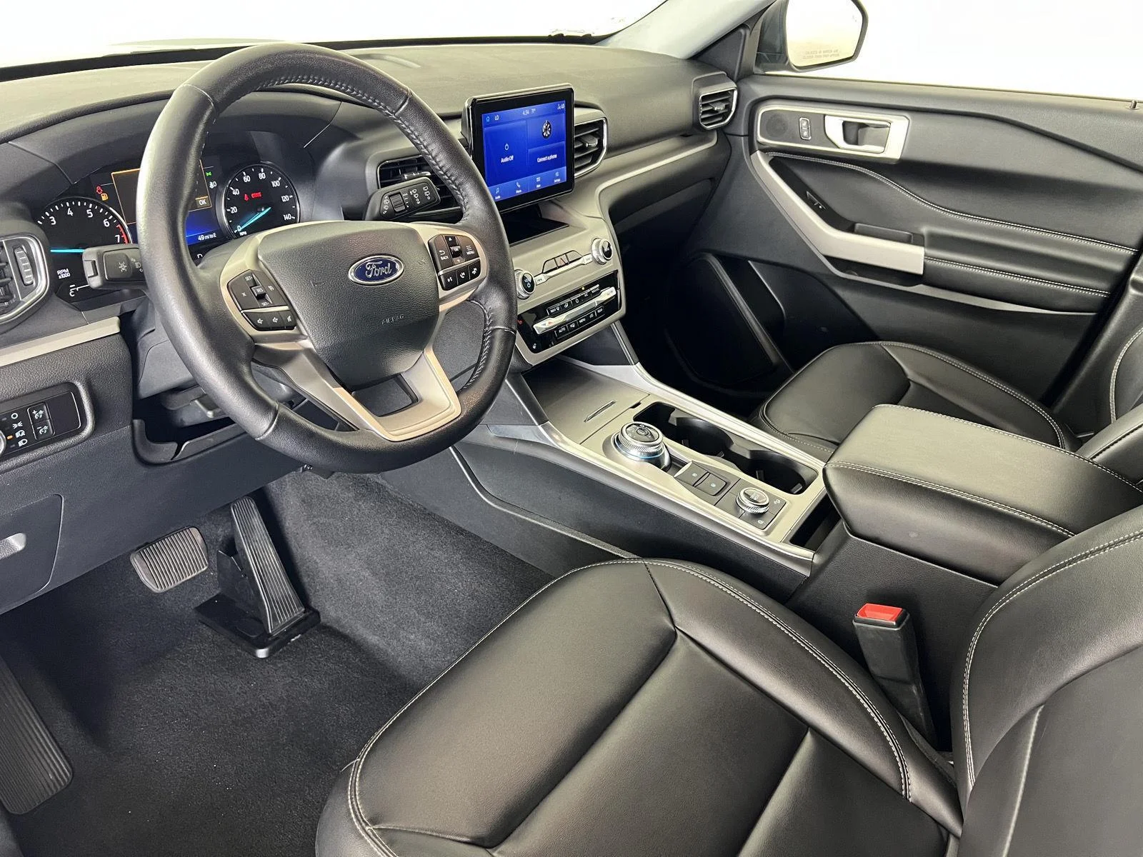 Used 2023 Carbonized Gray Ford XLT image 10
