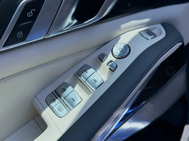 2024 BMW X7 ALPINA XB7 - Photo 25