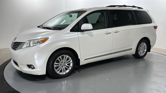 2017 Toyota Sienna XLE Premium