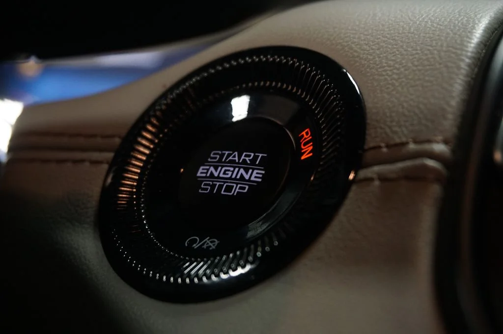 Used 2024 Bright White Clearcoat Jeep Limited image 24
