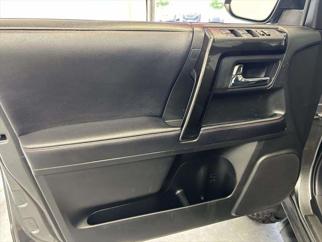 Certified Used 2019 MAGNETIC GRAY MET. Toyota  image 18