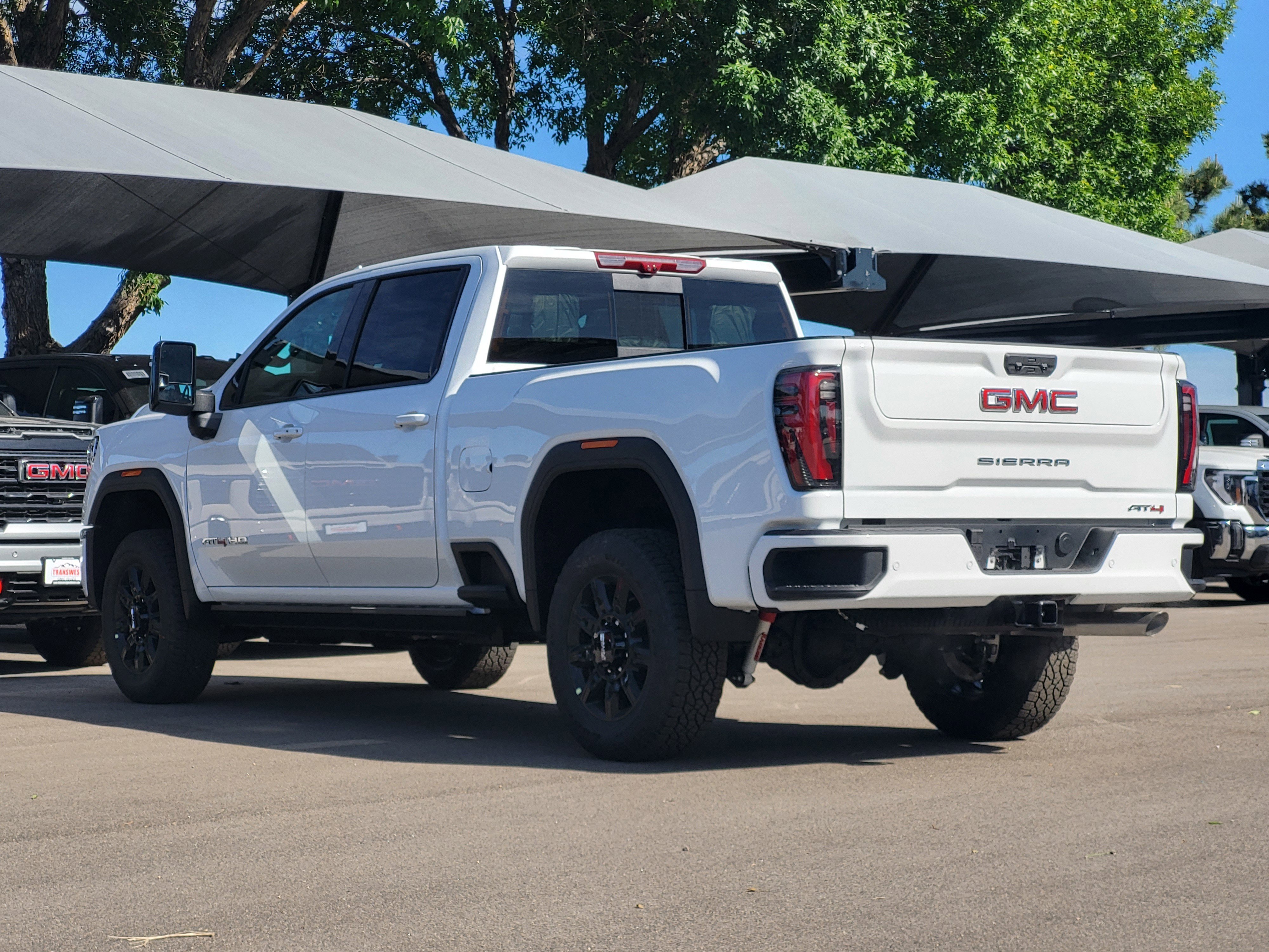New 2026 Summit White GMC AT4 image 5