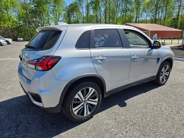 Used 2025 Silver Mitsubishi 2.0 SE image 8