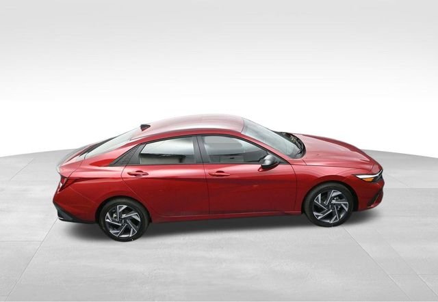 Certified Used 2025 Red Hyundai SEL Sport image 29