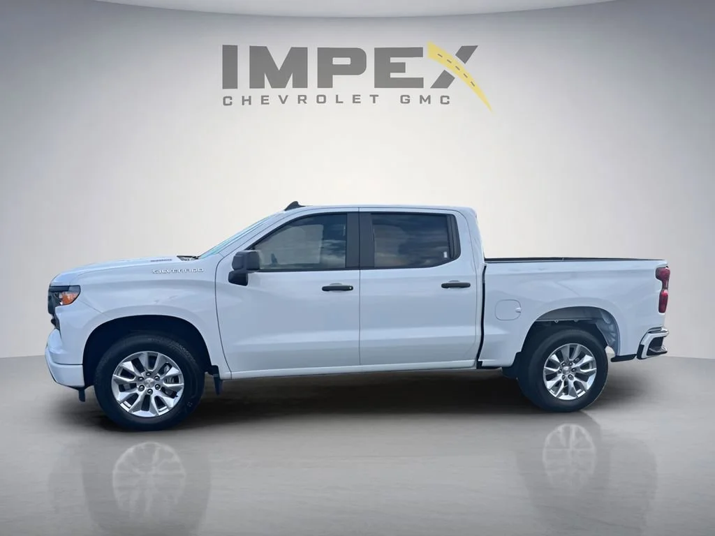 Used 2026 Summit White Chevrolet Custom image 2