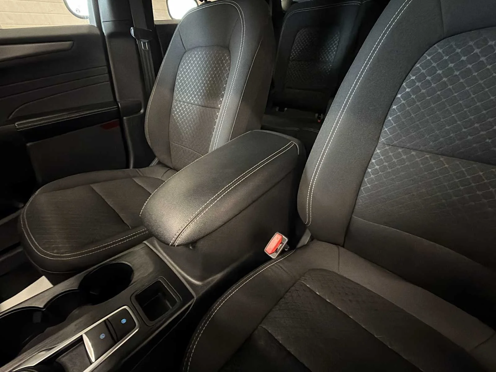 Used 2024 Agate Black Metallic Ford Active image 22