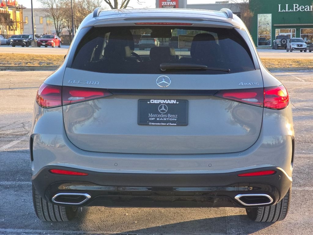 New 2026 MANUFAKTUR Alpine Grey Mercedes-Benz GLC 300 image 17