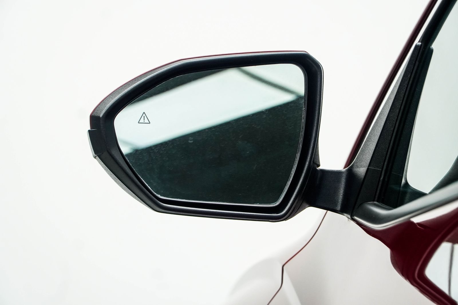 Used 2025 Red Hyundai SEL image 15