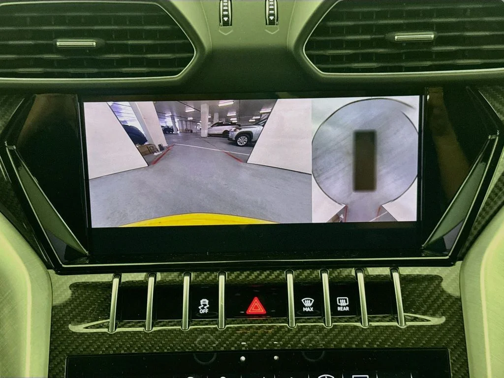 Used 2020 Gialllo Auge Lamborghini  image 14