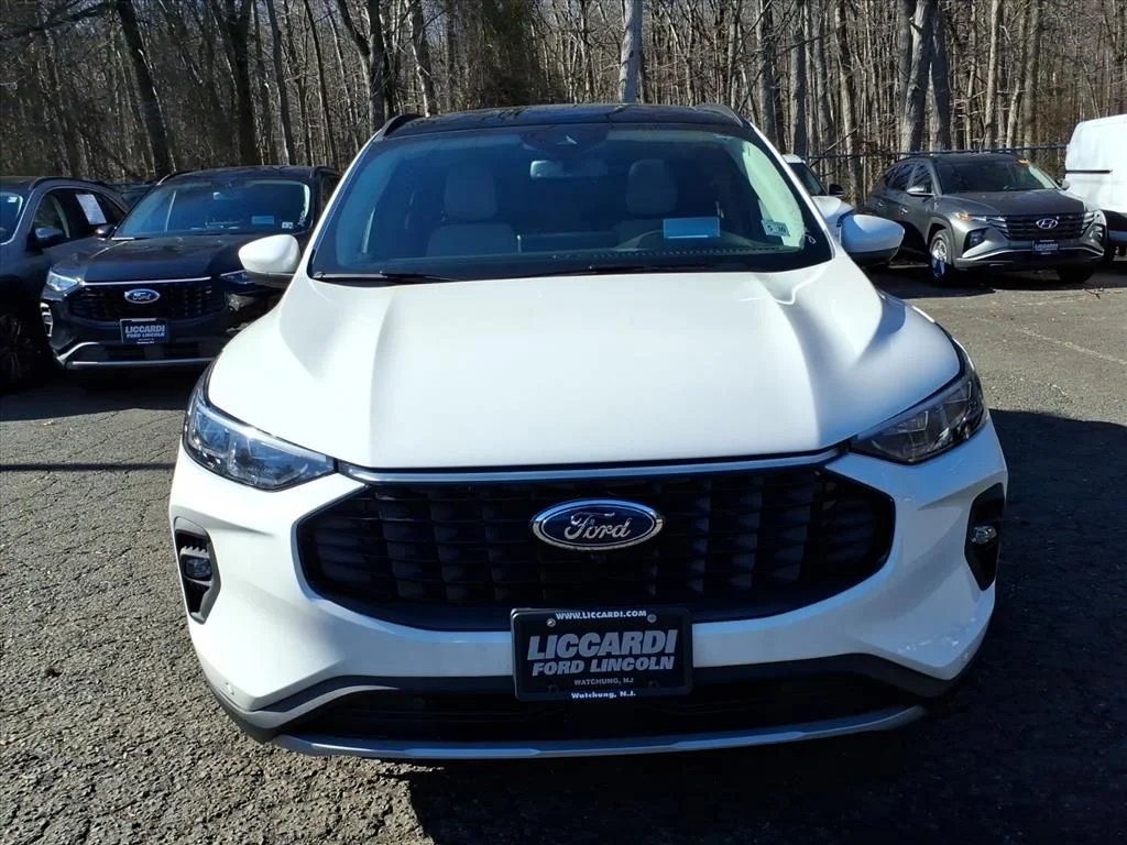 New 2024 Star White Metallic Tri-coat Ford Plug-in Hybrid image 2