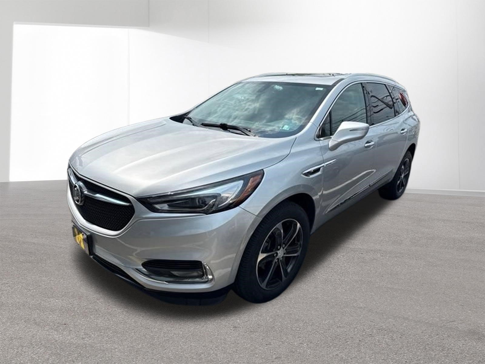 Used 2020 Quicksilver Metallic Buick Essence image 4