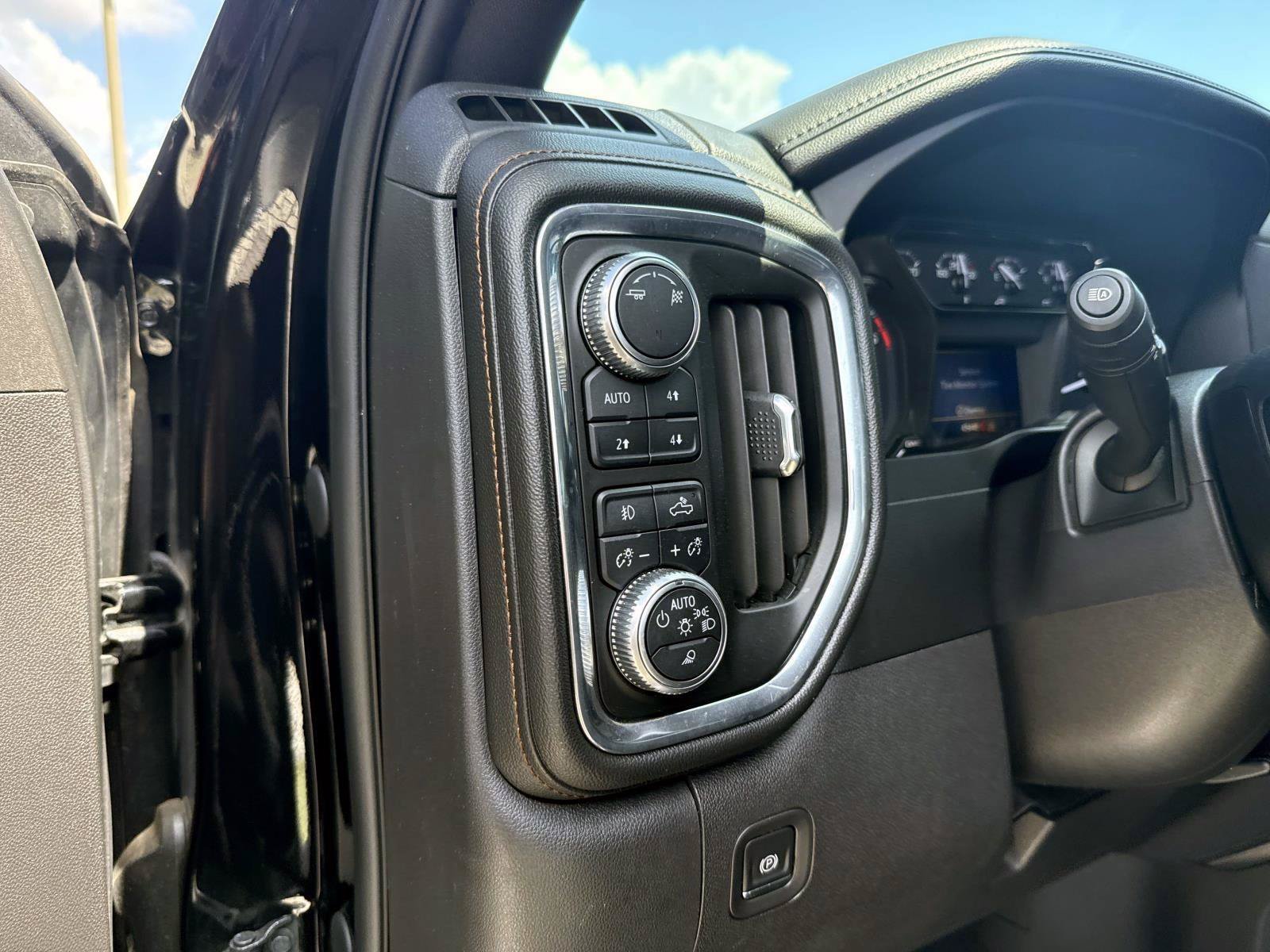 Used 2019 Onyx Black GMC AT4 image 22