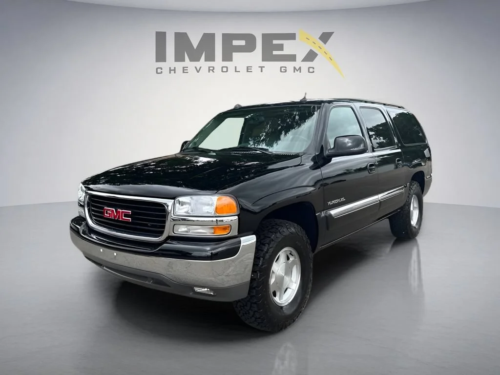 Used 2005 Onyx Black GMC SLT image 1