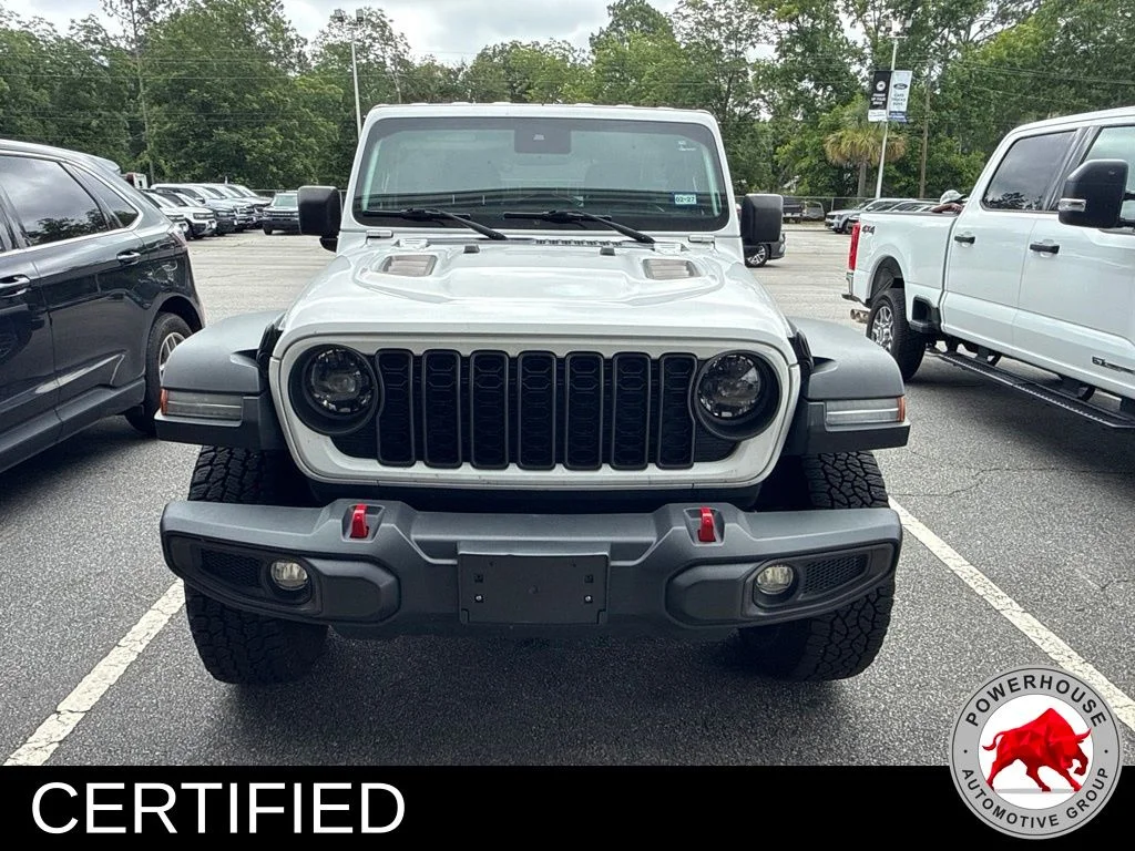 Used 2024 White Jeep Rubicon image 3
