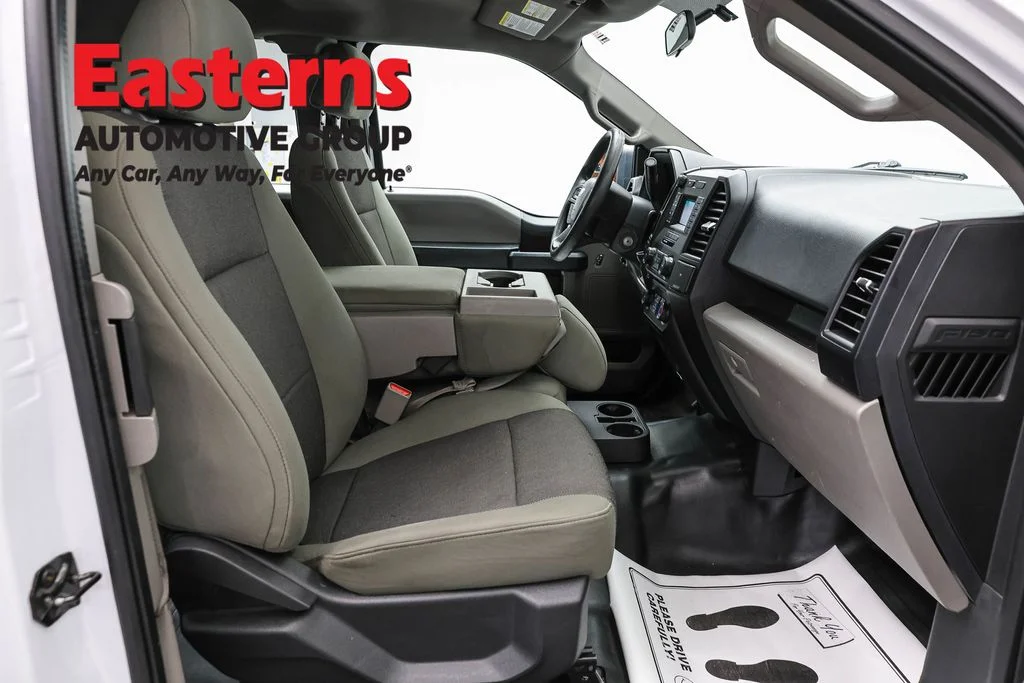 Used 2016 White Ford XL image 24