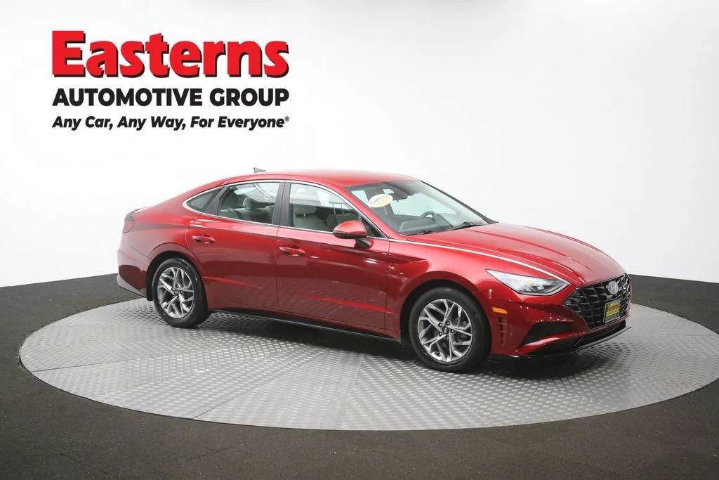 Used 2023 Red Hyundai SEL image 47