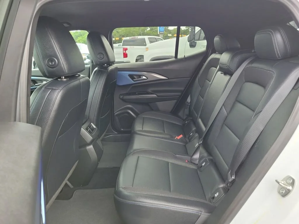 New 2026 Summit White Chevrolet LT image 16