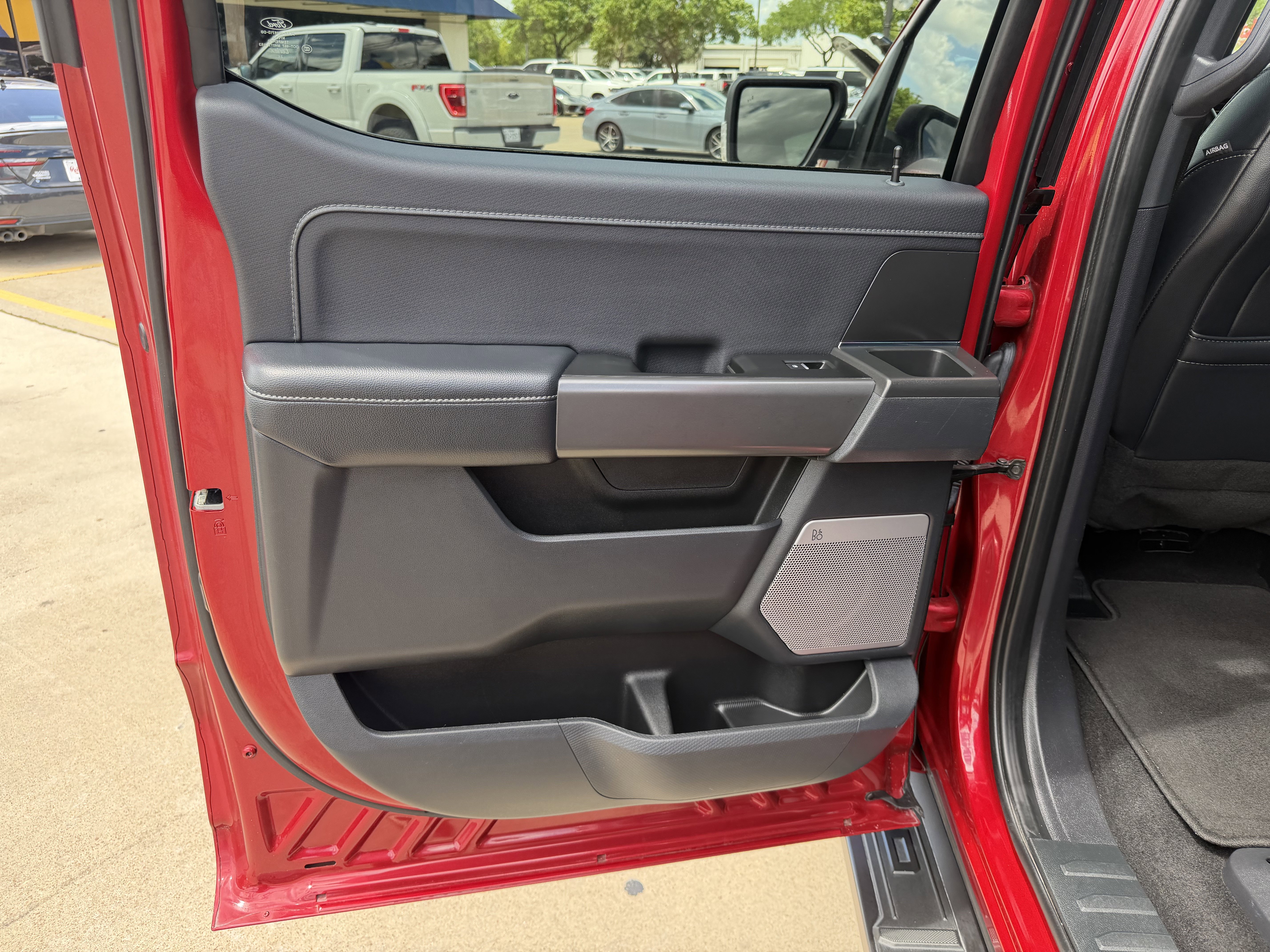 Used 2024 Rapid Red Metallic Tinted Clearcoat Ford XLT image 15