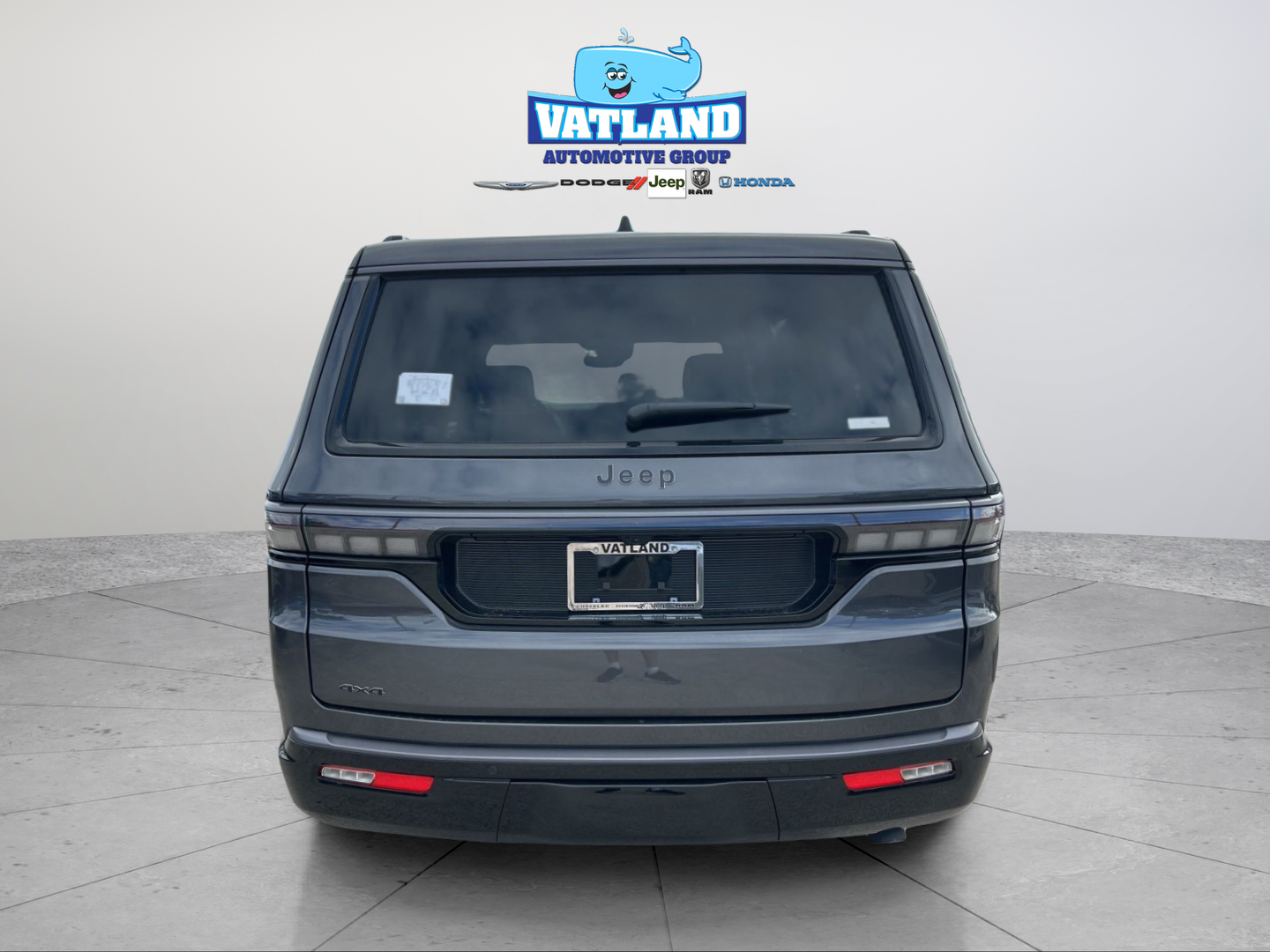 New 2026 Baltic-Gray Metallic Clear-Coat Exterior Paint Jeep Limited Altitude image 4