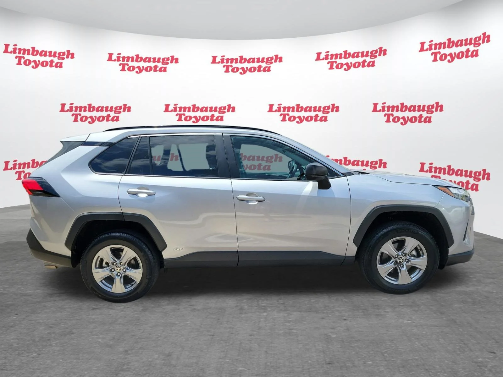 Used 2025 Silver Toyota Hybrid LE image 19