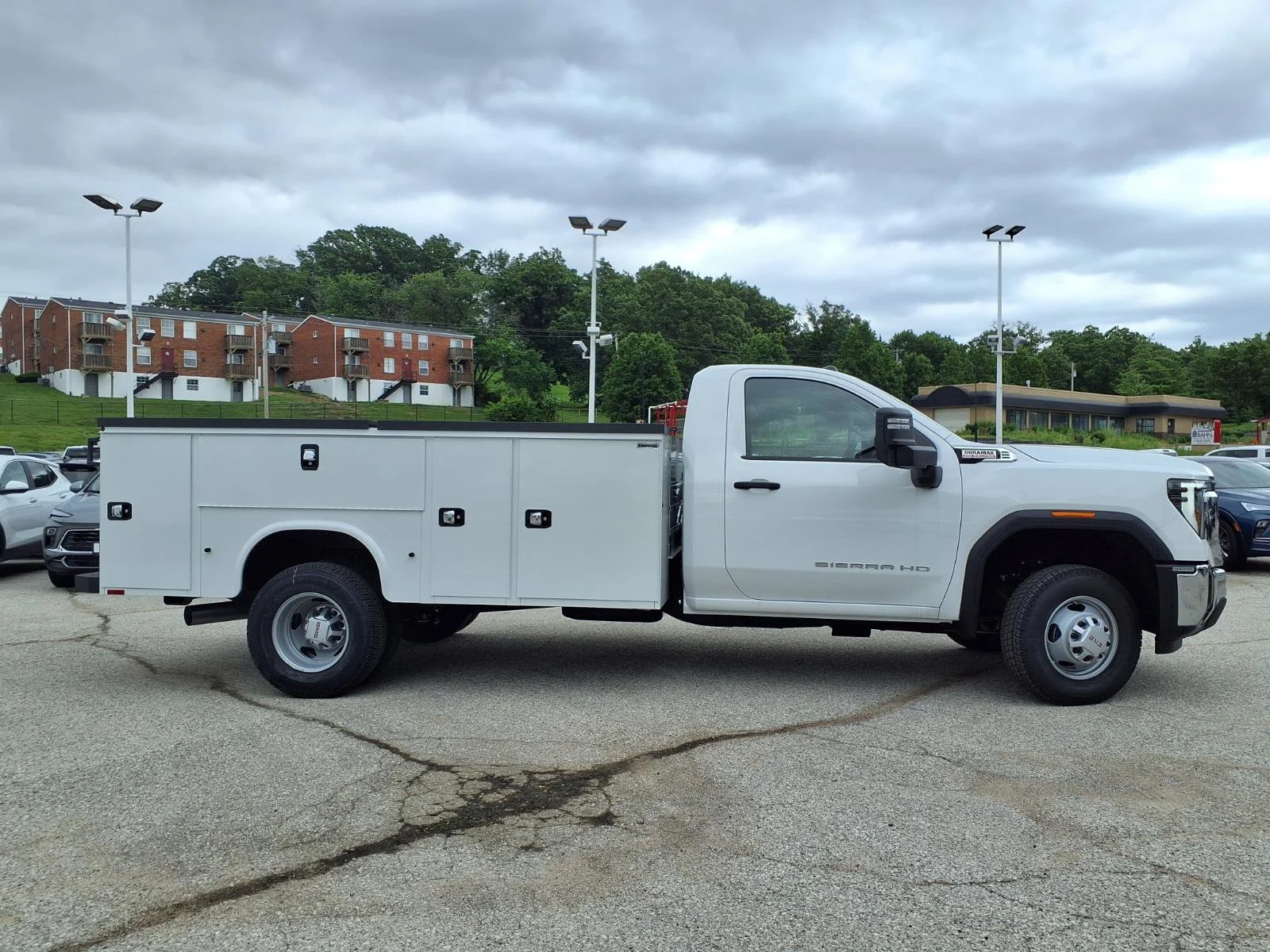 New 2026 Summit White GMC Pro image 19