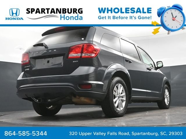 Used 2018 Gray Clearcoat Dodge SXT image 25