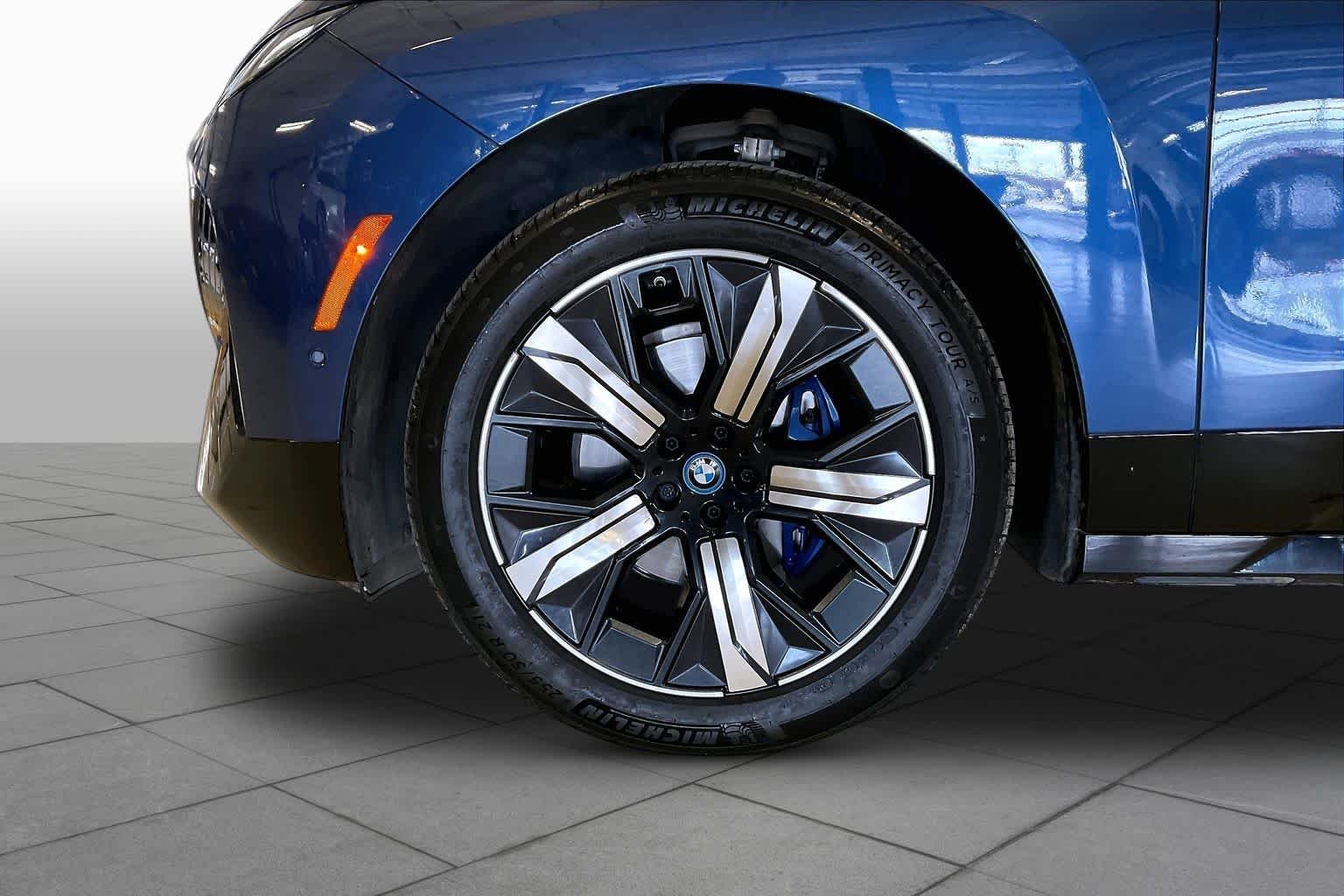 Certified Used 2024 Phytonic Blue Metallic BMW xDrive50 image 10