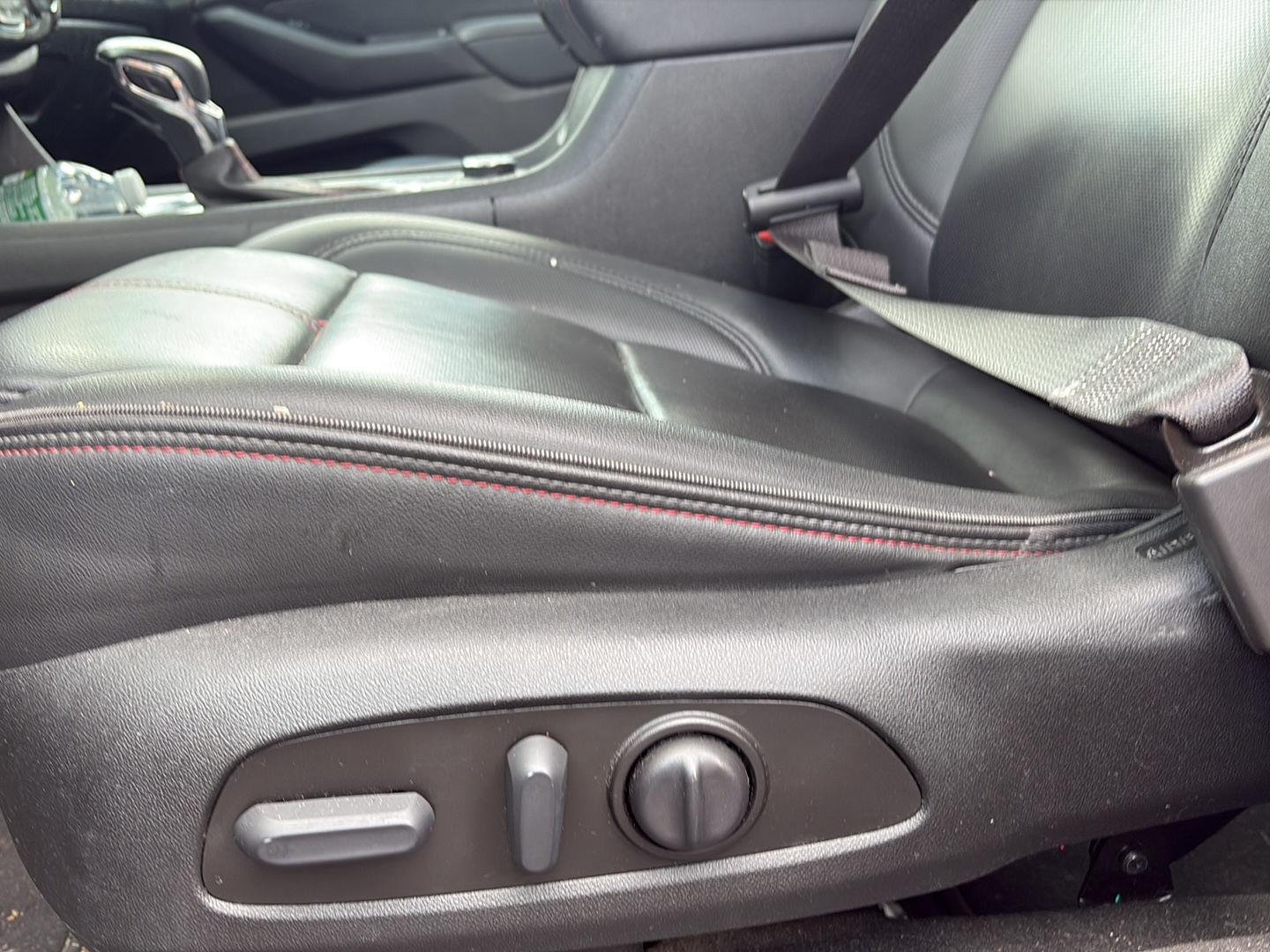 Used 2023 Mosaic Black Metallic Chevrolet RS image 7