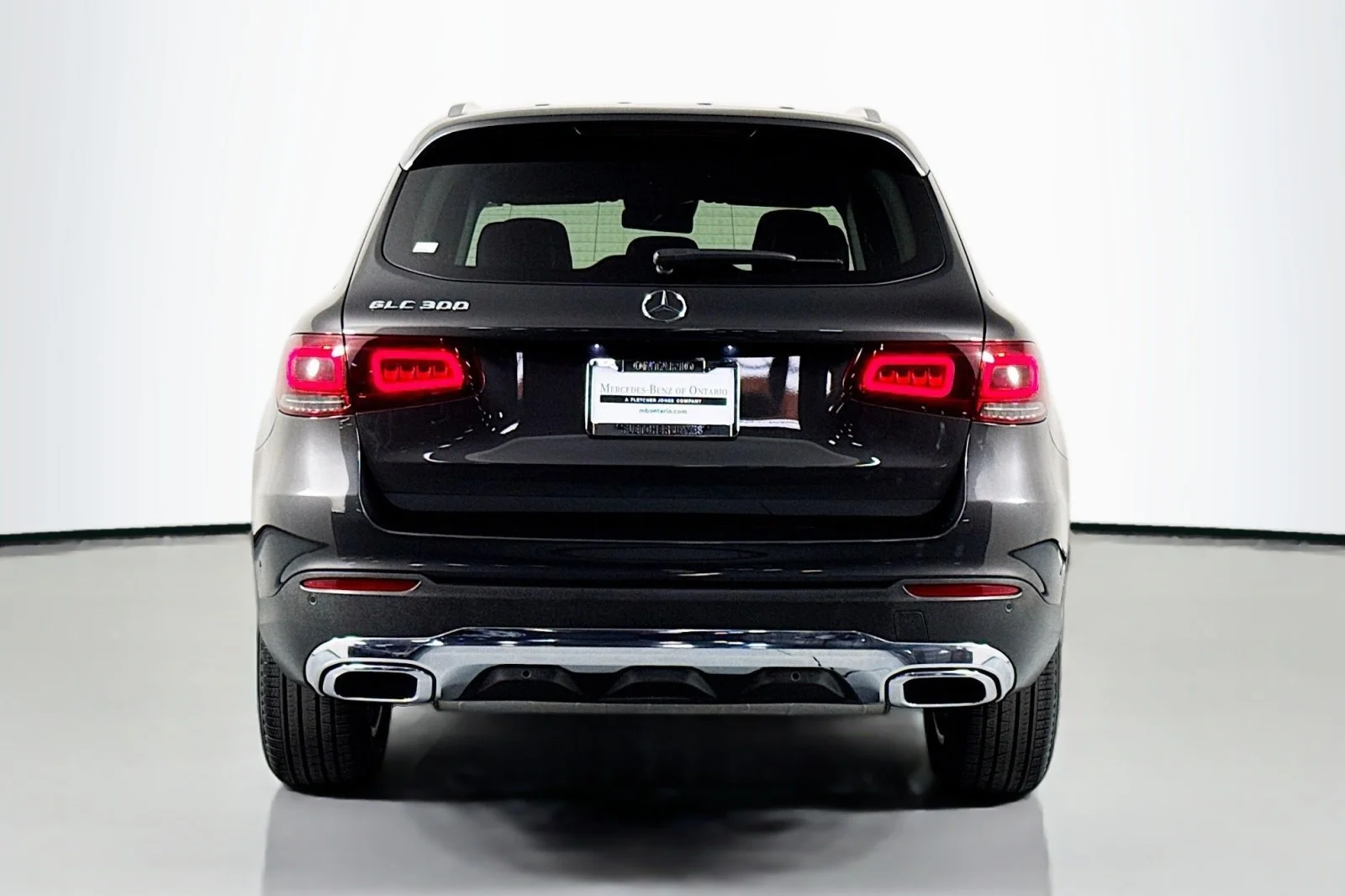 Certified Used 2022 Graphite Grey Metallic Mercedes-Benz 300 image 4