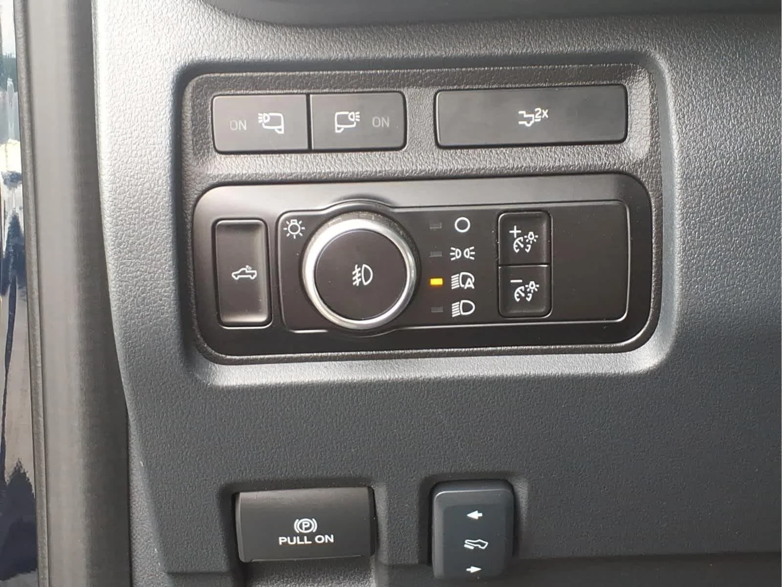 Used 2024 Antimatter Blue Ford LARIAT image 13