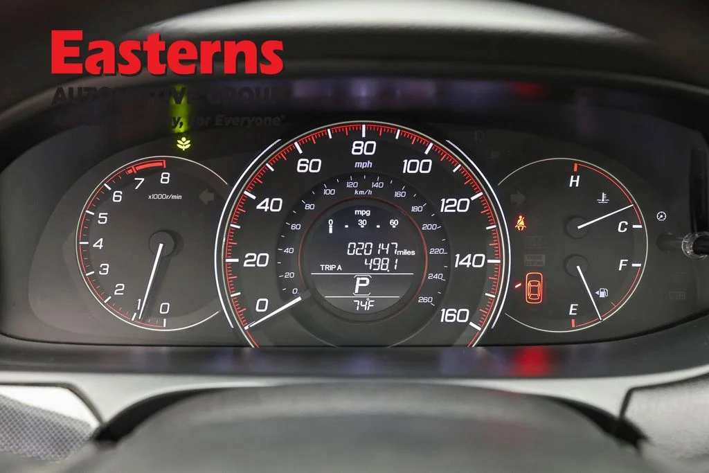 Used 2015 White Honda EX-L image 17