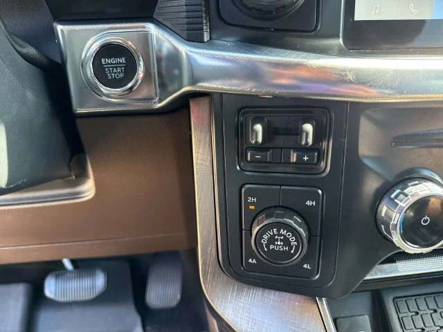 Used 2025 White Ford King Ranch image 43