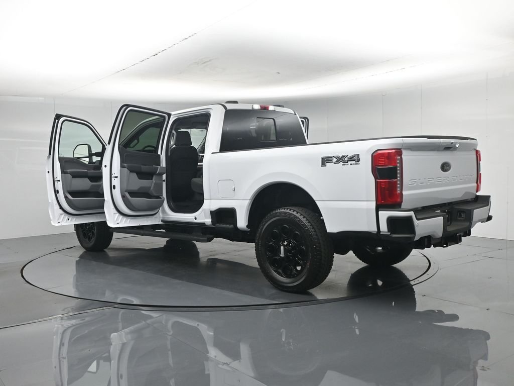 New 2026 Oxford White Ford XLT image 34