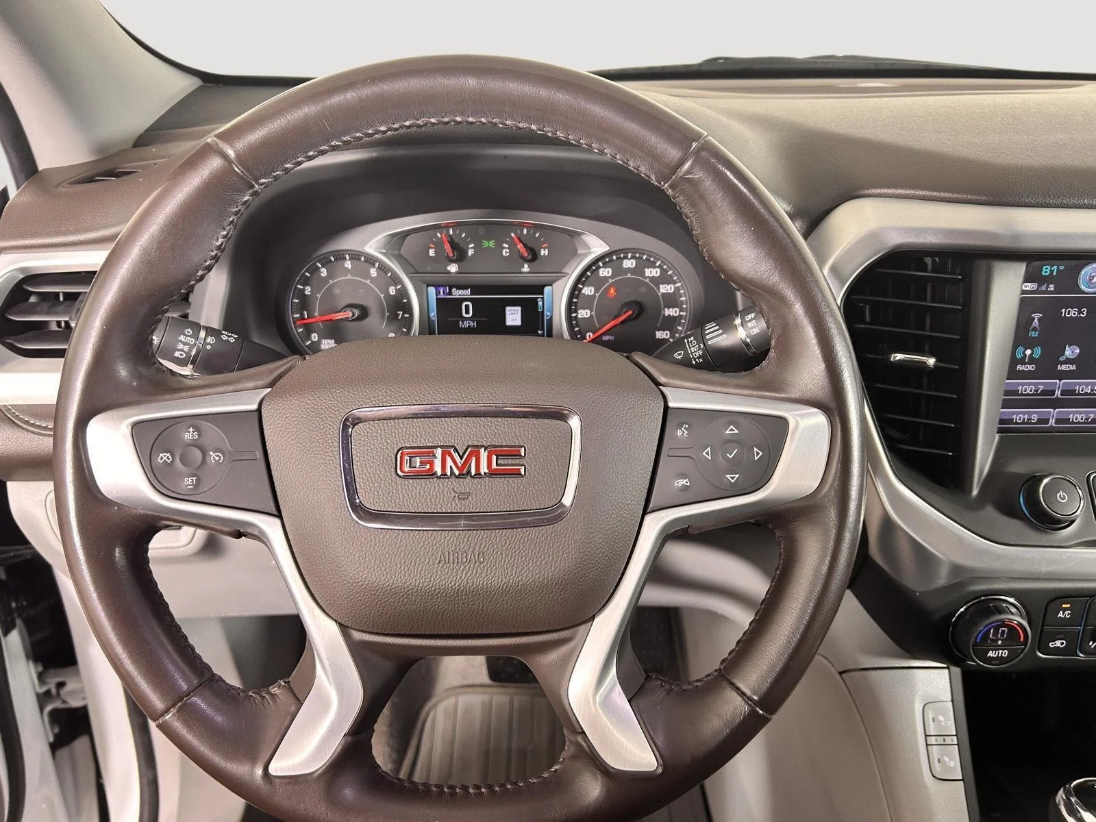 Used 2018 Summit White GMC SLT image 20