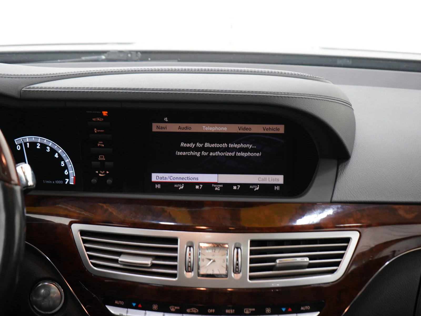 Used 2011 Black Mercedes-Benz 4D SEDAN S550 4MATIC® image 15