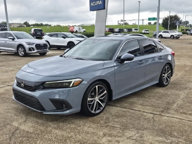 Used 2024 Gray Pearl Honda Touring image 23