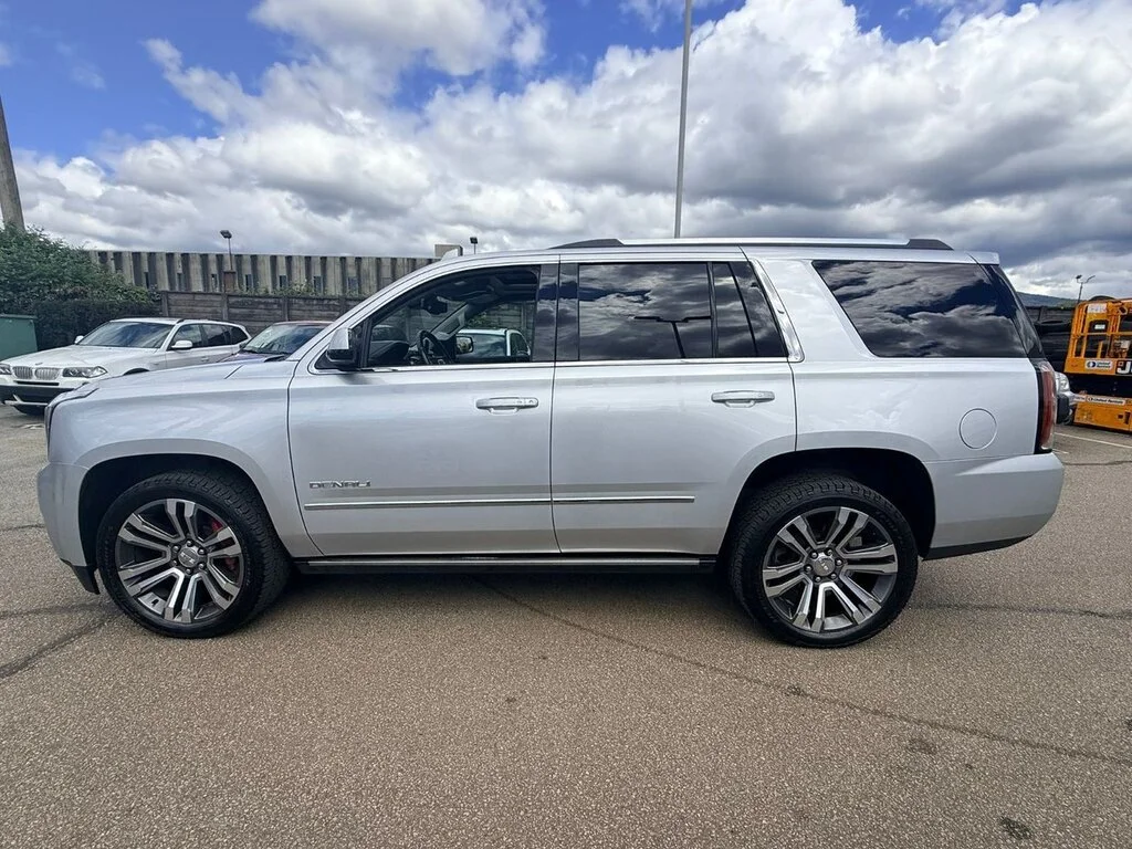 Used 2020 Quicksilver Metallic GMC 4x4 Denali Dilawri Certified   Local BC   Regularl image 9