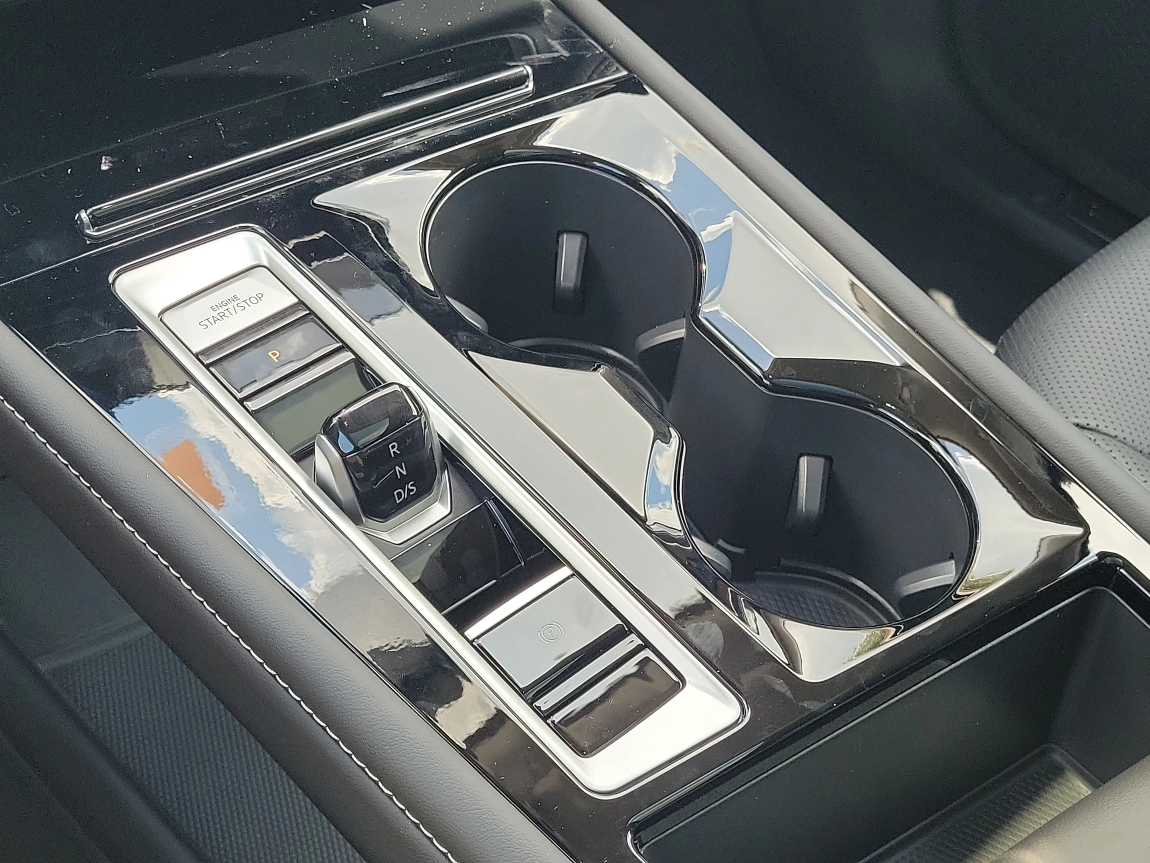 New 2026 Gray Volkswagen SE w/Technology image 27