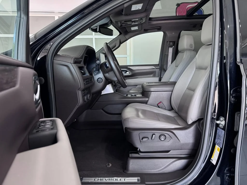 Certified Used 2023 Black Chevrolet Z71 image 13
