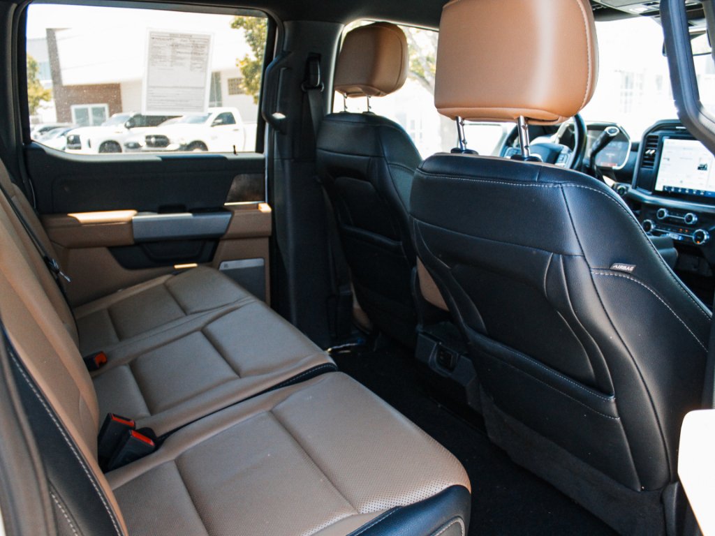 Used 2022 Oxford White Ford LARIAT image 27