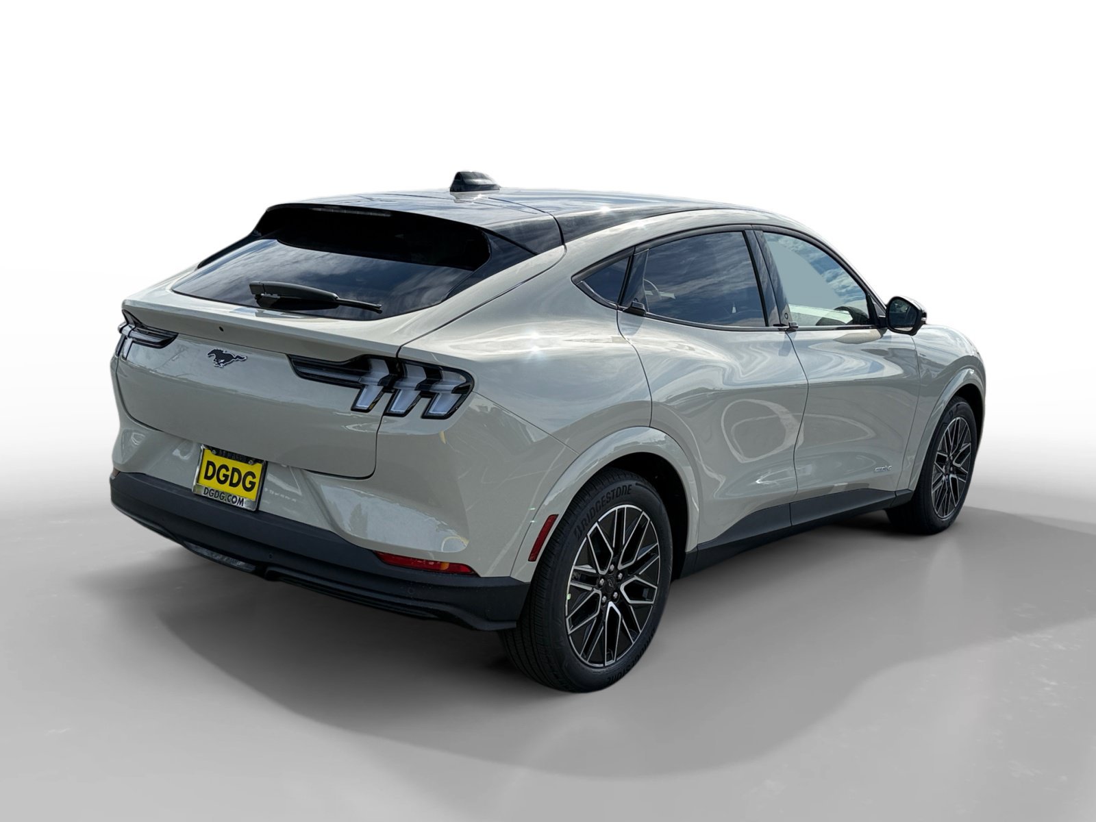 New 2026 Desert Sand Ford Premium image 5